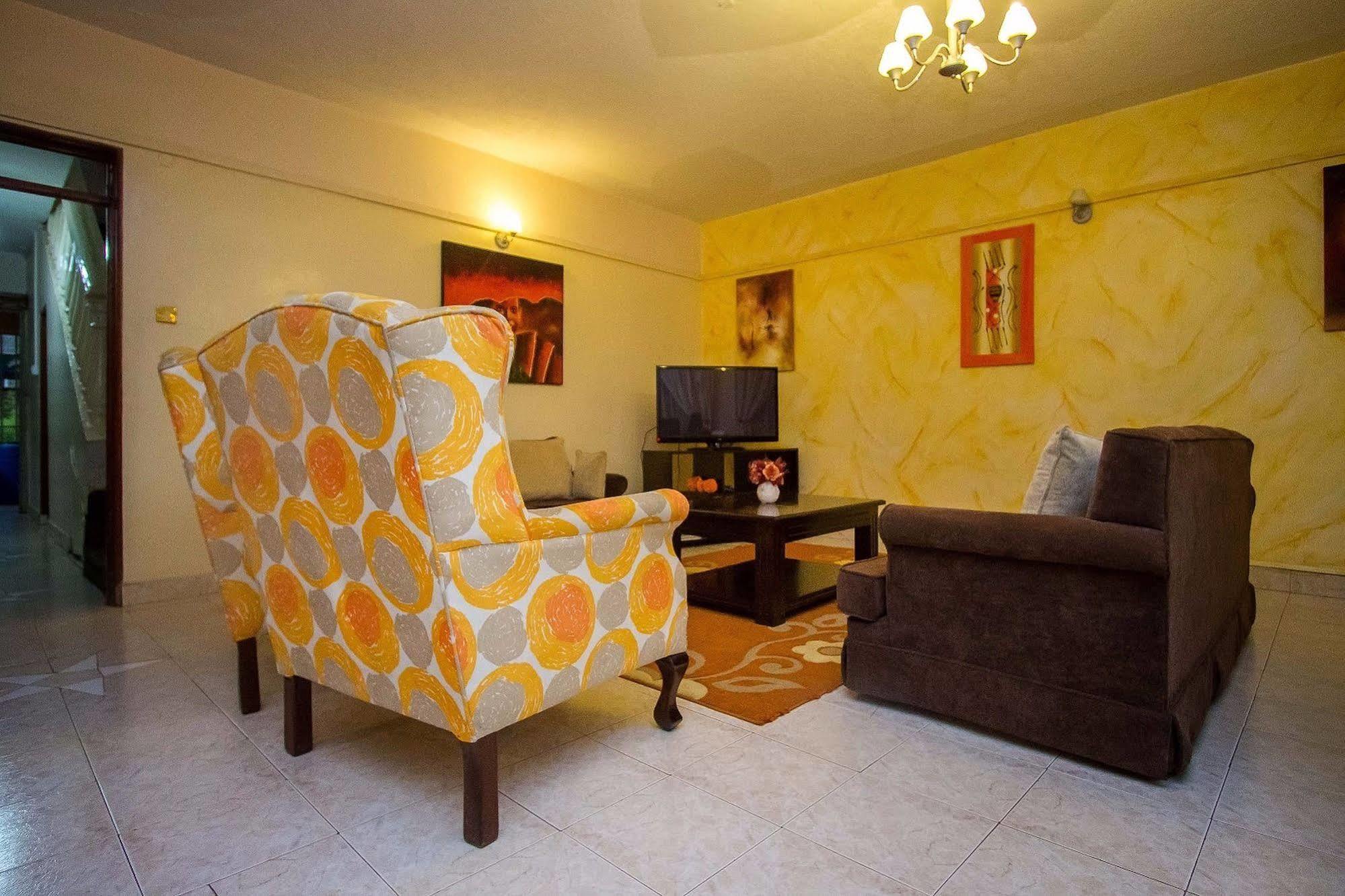 Magnolia Pine Bed & Breakfast Найроби Екстериор снимка