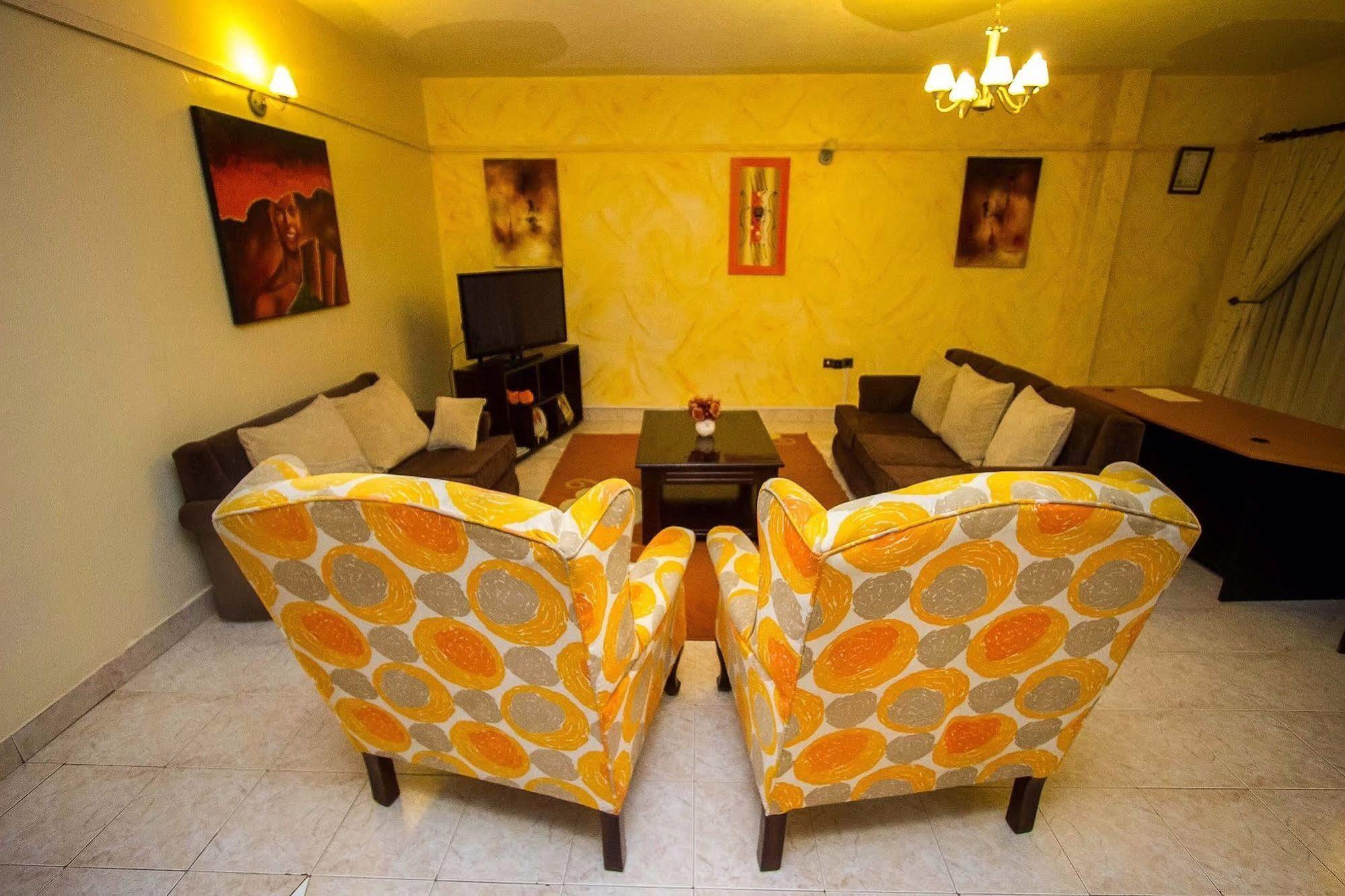 Magnolia Pine Bed & Breakfast Найроби Екстериор снимка